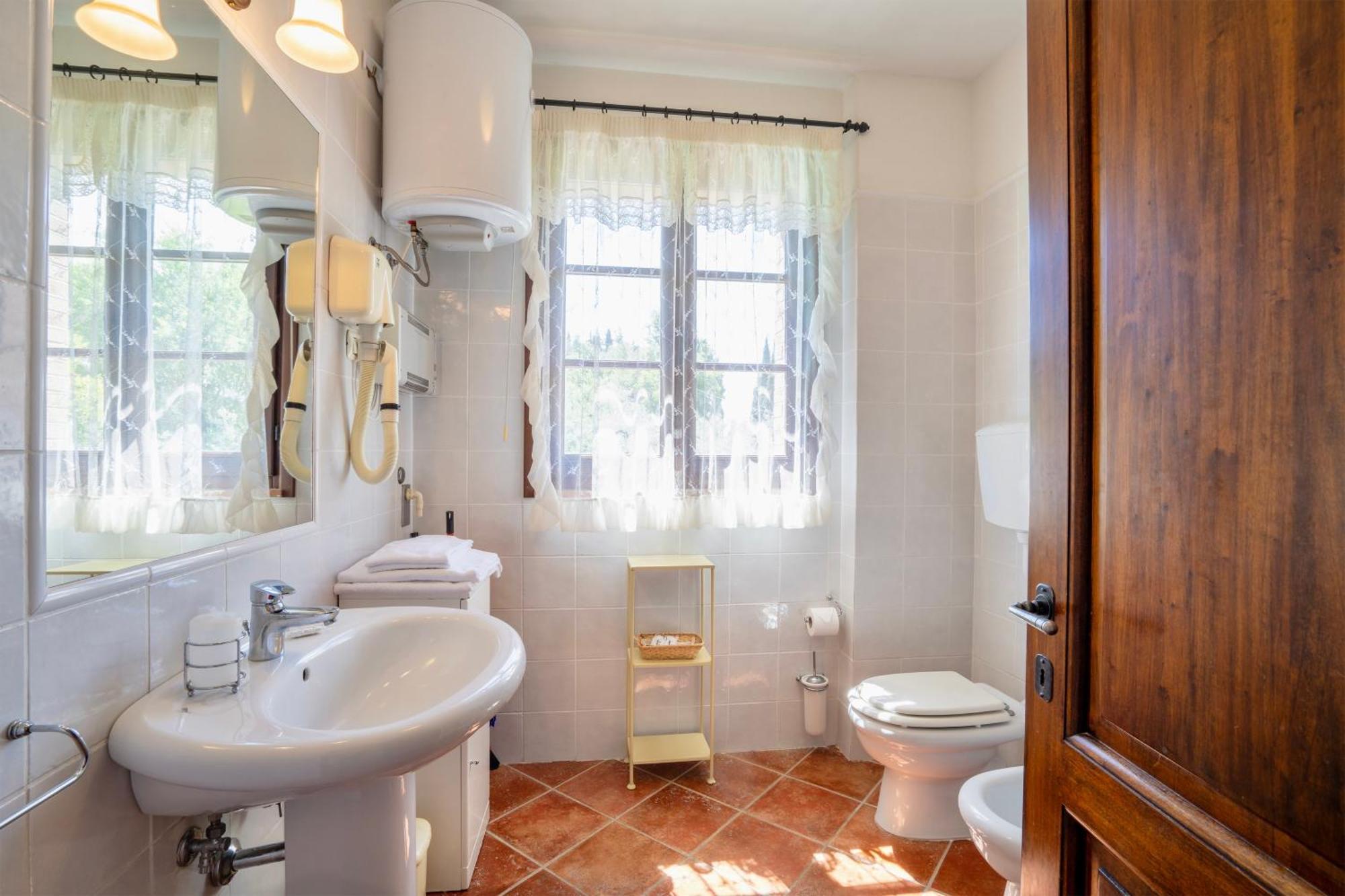 Casa Vacanze Con Piscina A San Gimignano Aparthotel Esterno foto